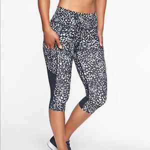 Athleta- Spotty All in Crop Leggings